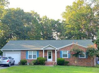 22 Periwinkle Ct, Greensboro, NC 27407