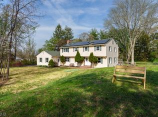 957 Cherry Hill Rd, Princeton, NJ 08540