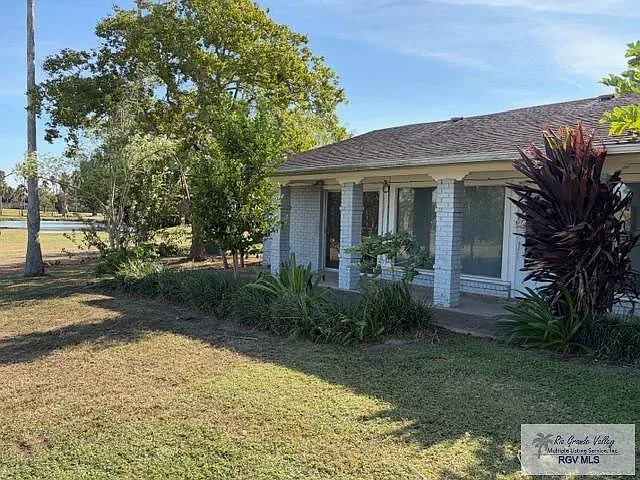 2 bed, 2.0 bath, 1500 sqft, $2,500 — Photo 3