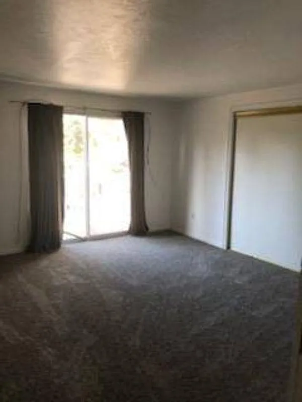2 bed, 1.5 bath, 1080 sqft, $1,600 — Photo 4