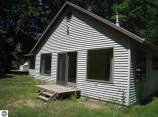 8122 Joy Ln SE, Fife Lake, MI 49633