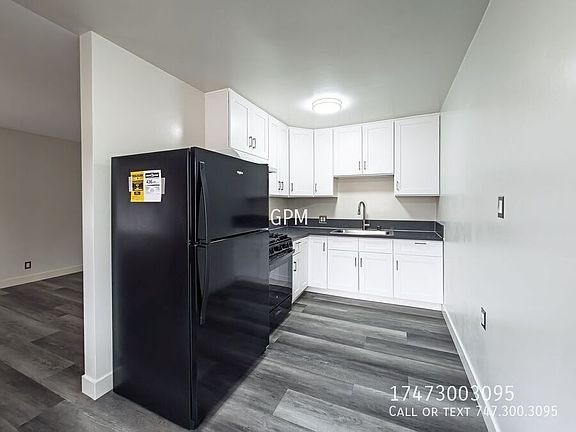 5th image of 511 N Serrano Ave APT 6