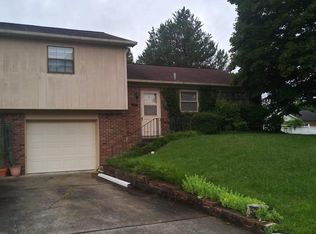 5226 Ogilvie Ave, Paducah, KY 42001