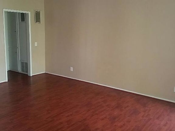 4th image of 3426 Vinton Ave #Upstairs