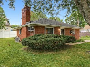 2568 9th Ct, Cuyahoga Falls, OH 44221