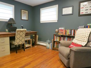 637 Wises Mill Rd, Philadelphia, PA 19128