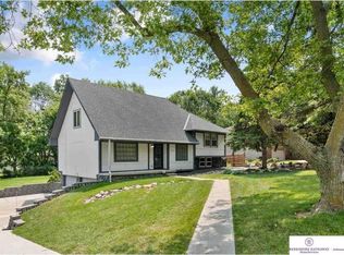 2337 N 102nd St, Omaha, NE 68134