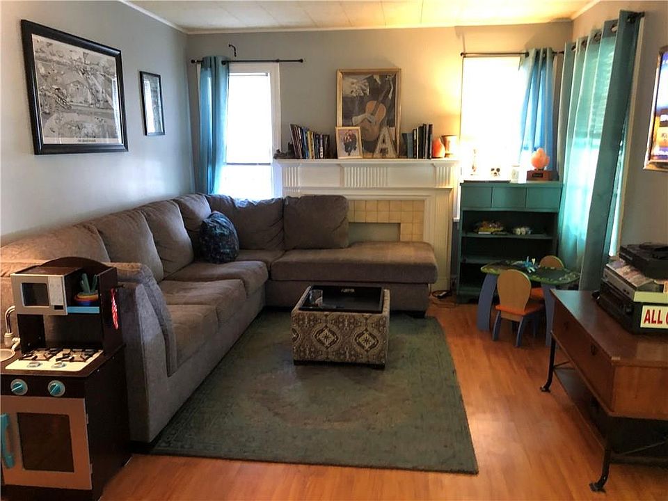 2nd image of 2436 NW 38th St