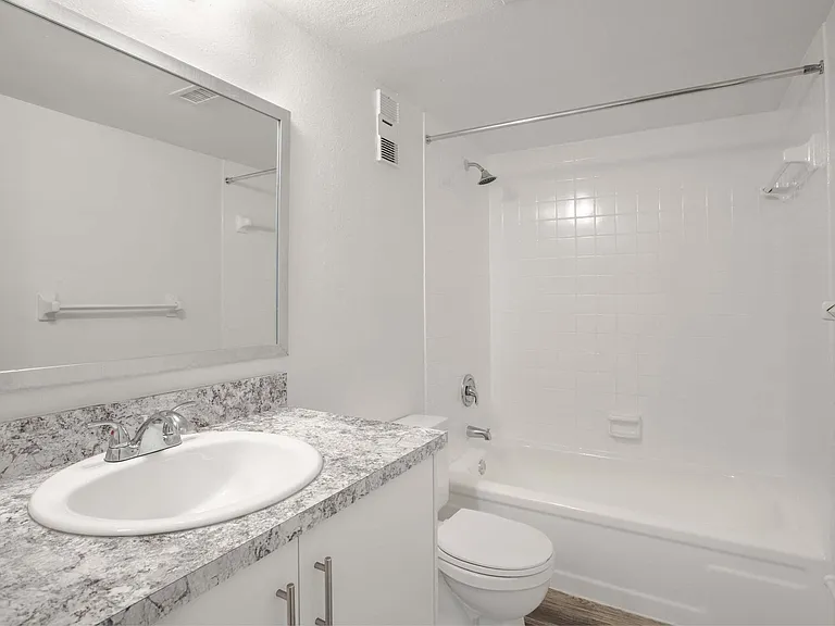 Mirador at Woodside — Photo 11