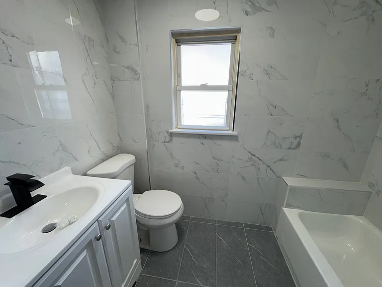 4 Avenue B #1 — Photo 6