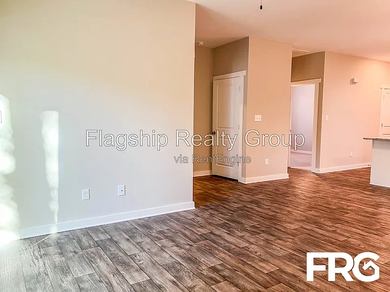 1501 S Taylor St — Photo 23