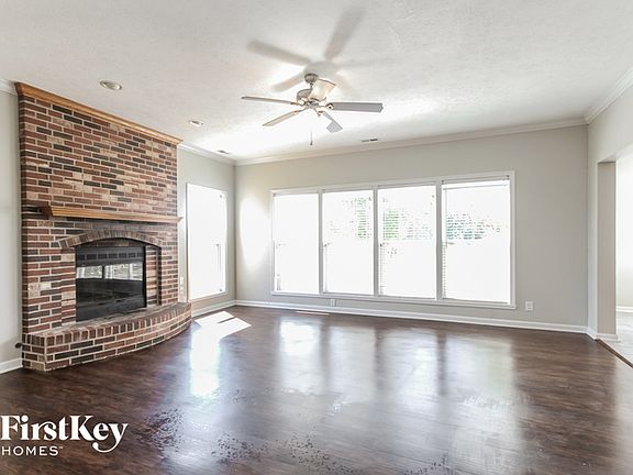 2nd image of 3118 Stillcrest Ln