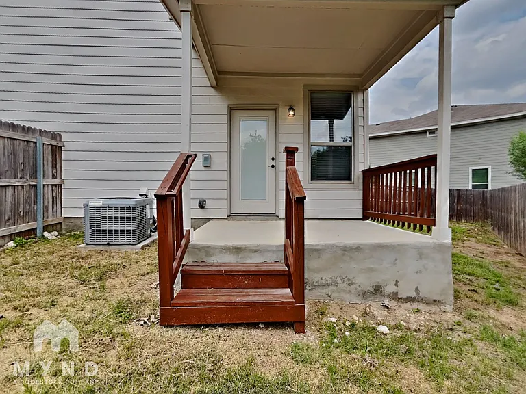 2230 Sandlewood Cv #102 — Photo 17