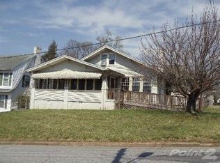 310 8th St, North Wilkesboro, NC 28659