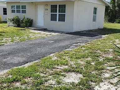 1374 9th Ct West Palm Beach FL | Zillow - Apartments for Rent in West ...