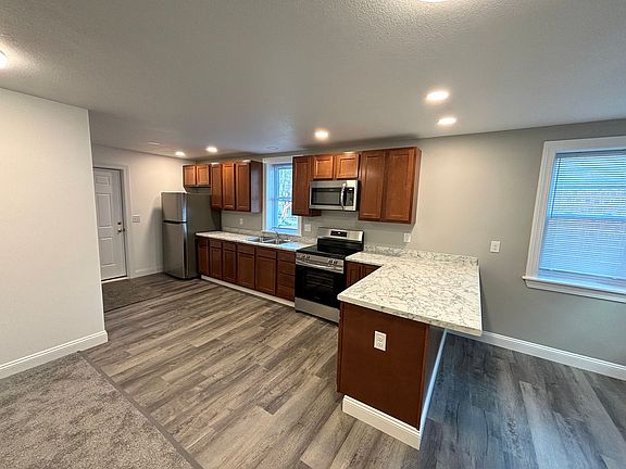 2nd image of 308 W 7th St #2-A