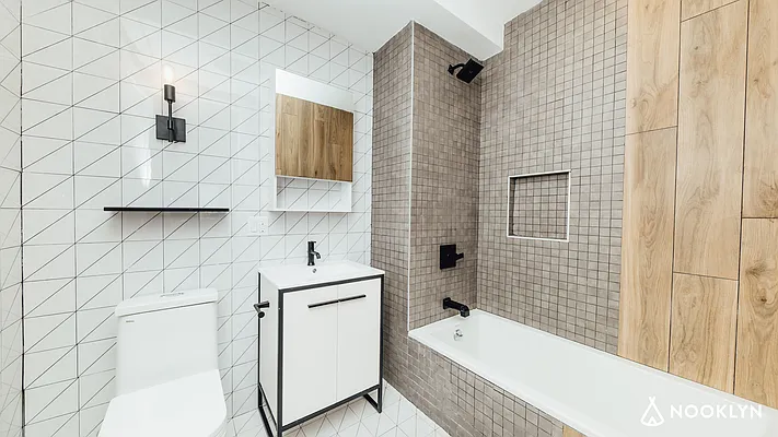 Rented by Nooklyn NYC LLC | media 30