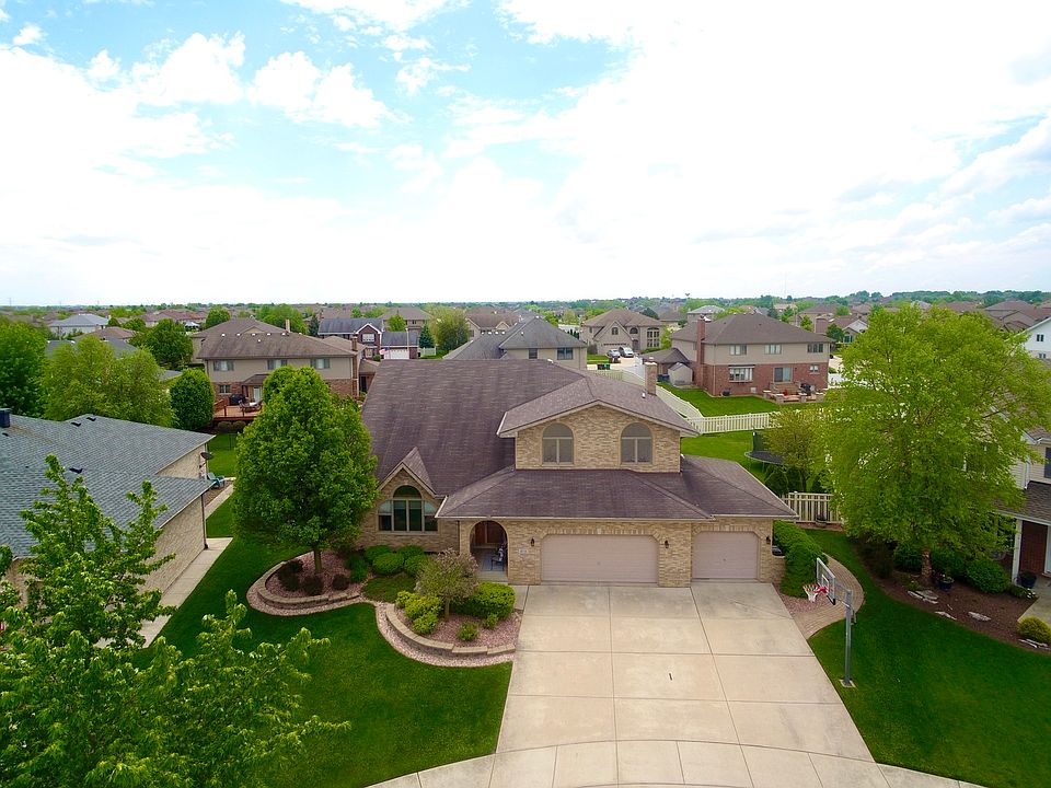 1st image of 8731 Moss Ct