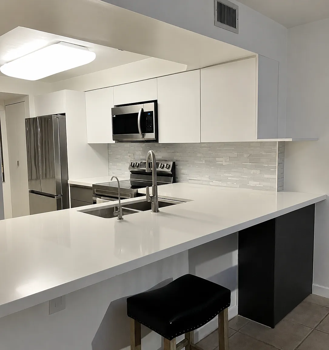 2 bed, 1150 sqft, $2,400 — Photo 4
