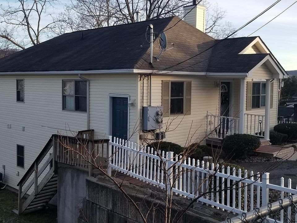 1st image of 12 Liberty St #B