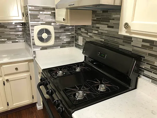 Rented by Ellison Homes Corp. | media 15