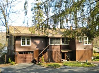 24 Hemlock Ave, Newton, NJ 07860