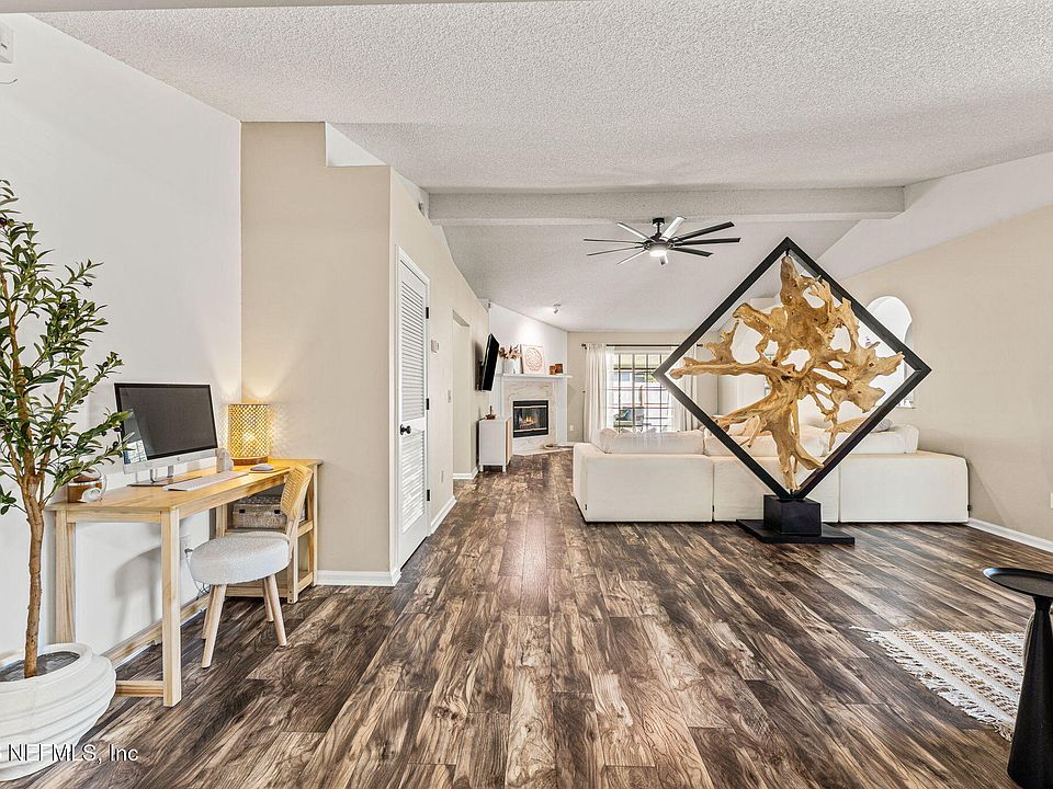 1st image of 7999 DEWARS Court