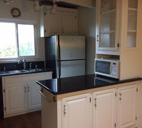 4th image of 340 Clifton Ave