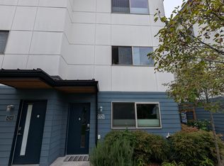 4242 S Greenbelt Station Dr, Seattle, WA 98118
