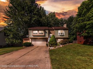 5114 Grape Arbor Ln, Lansing, MI 48917