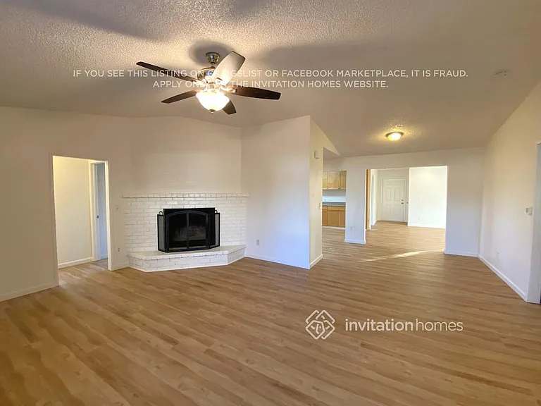 907 Whitney Ave — Photo 3