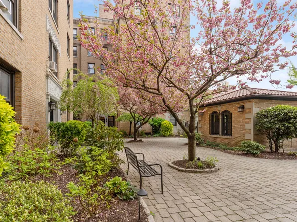 148-09 Northern Boulevard image 9 of 12