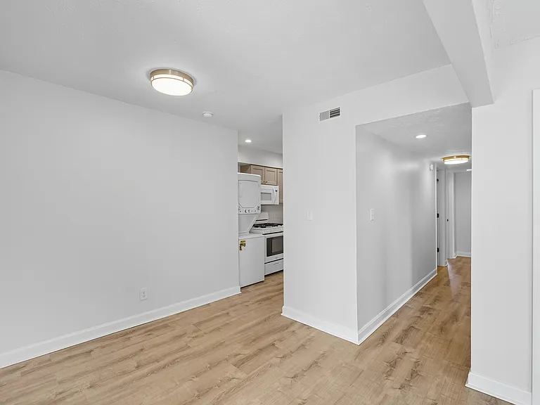 Covington Place — Photo 8