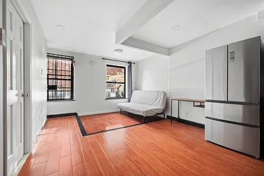 40 East Broadway, #5