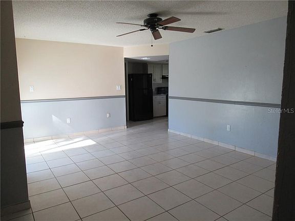 5th image of 326 Heather Ave
