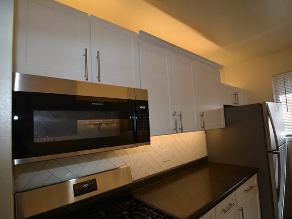 Westbury Place, 3363 S 100th St #E0de39d1e, Milwaukee, WI 53227