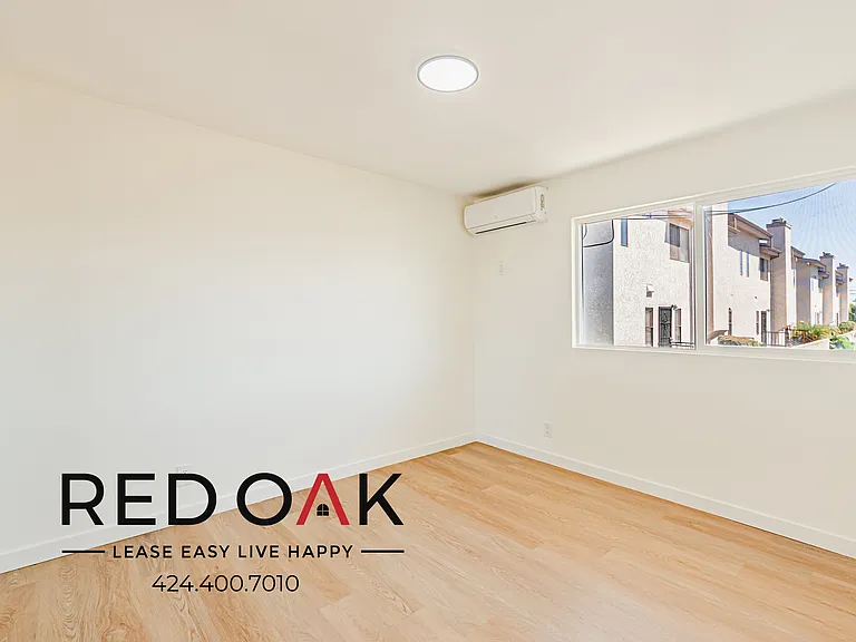 1540 W 145th St #14 — Photo 17