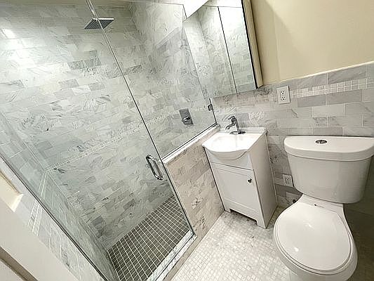 5th image of 54 W 91st St #3B1