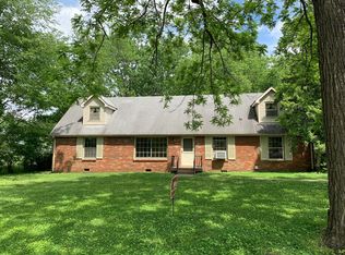 541 Paula Dr, Clarksville, TN 37042