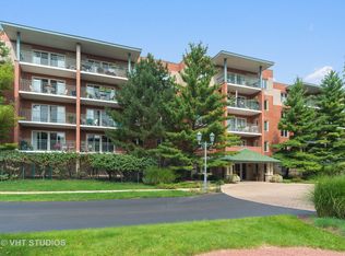 3940 W Bryn Mawr Ave APT 204, Chicago, IL 60659