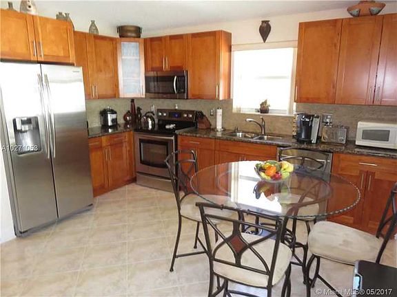 5th image of 1553 NW 158th Ave