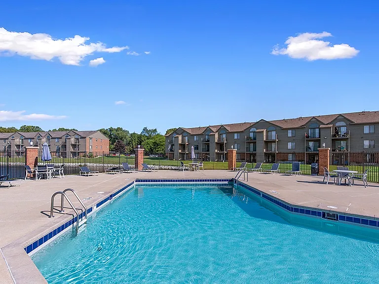 Oak Shores Apartments — Photo 32