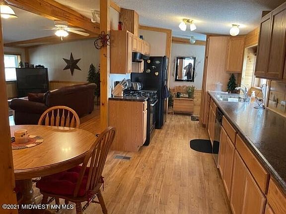 5th image of 2781 305th St