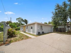 322 Louise Ave, Fort Myers, FL