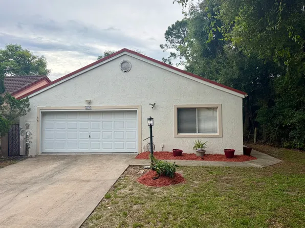 381 San Jose Dr, Winter Haven, FL 33884