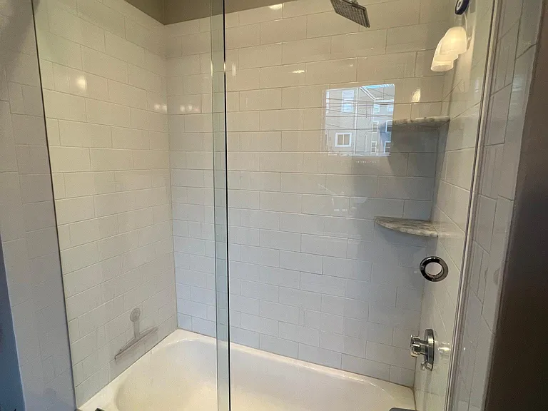 41 Pearl St #1 — Photo 31