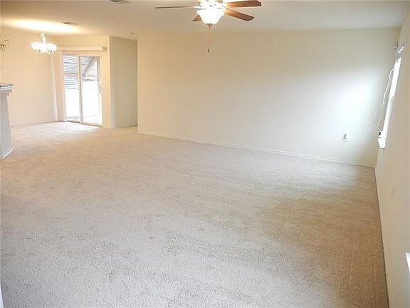 4th image of 13316 Guarnere Dr