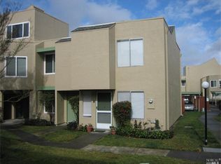 2960 Yulupa Ave, Santa Rosa, CA 95405