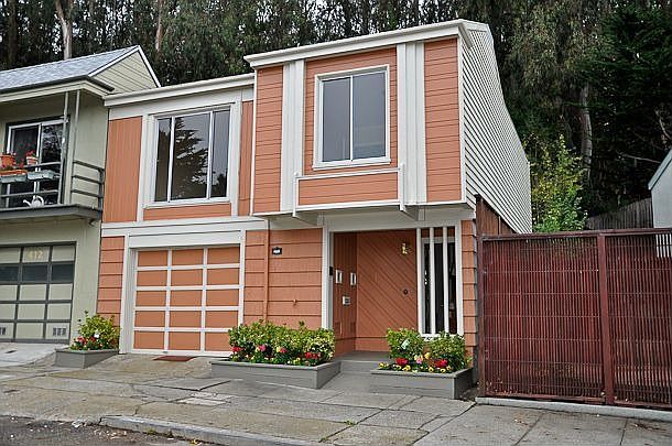 1st image of 408 Portola Dr