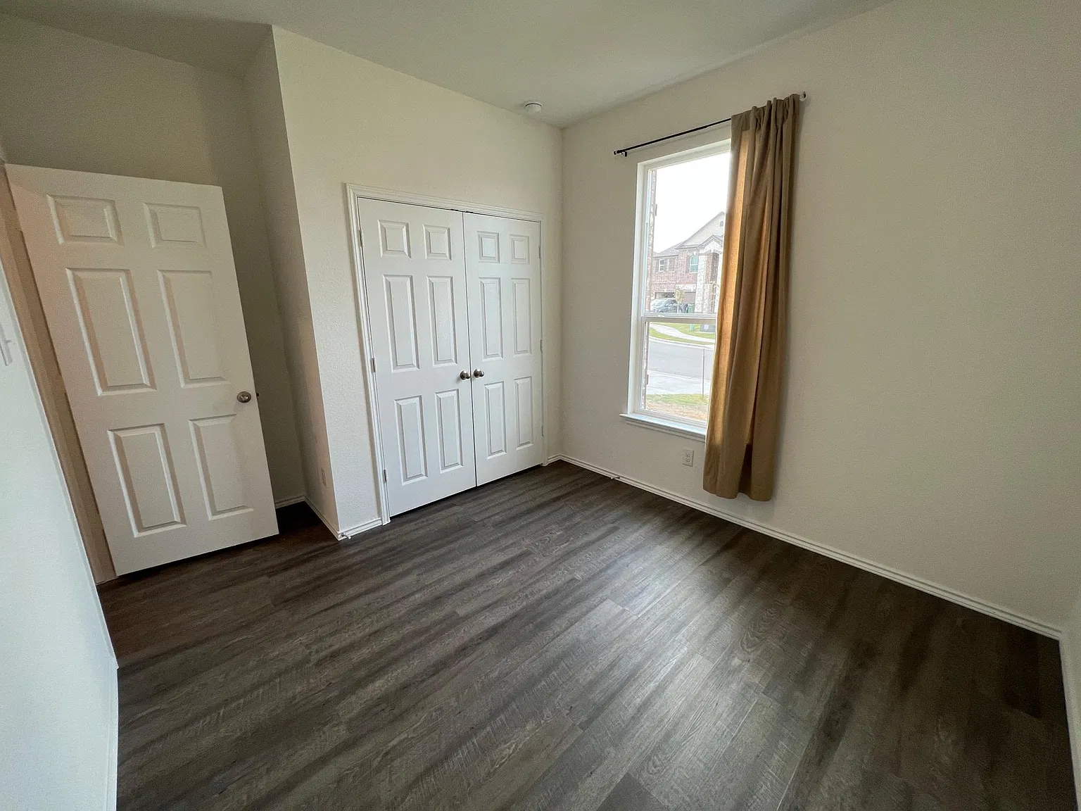 708 Madalin Rue Ct — Photo 3